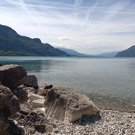 Du Vent Dans Les Arbres -120M2 Belle Vue Sur Le Lac Chindrieux Værelse billede